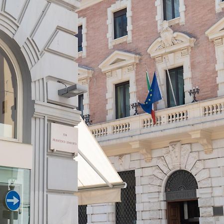 Relais Palazzo Olimpia - Corso Vittorio Emanuele Apartment Салерно Екстериор снимка