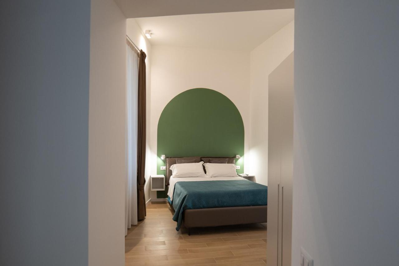 Relais Palazzo Olimpia - Corso Vittorio Emanuele Apartment Салерно Екстериор снимка