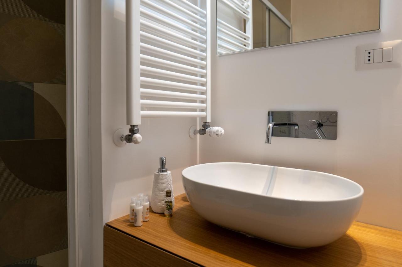Relais Palazzo Olimpia - Corso Vittorio Emanuele Apartment Салерно Екстериор снимка