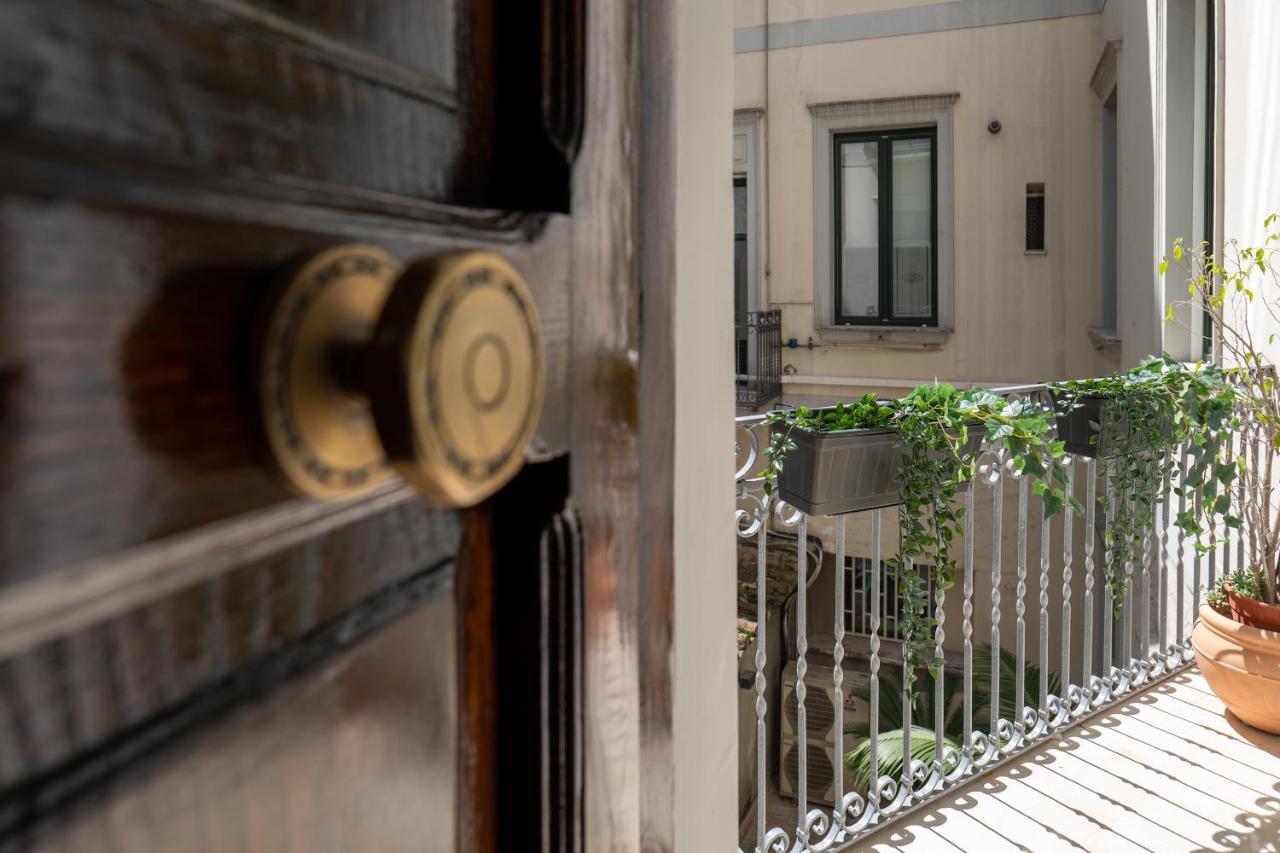 Relais Palazzo Olimpia - Corso Vittorio Emanuele Apartment Салерно Екстериор снимка